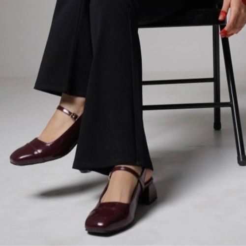 Slingback Glossy block Heels With Buckle (Cherry)